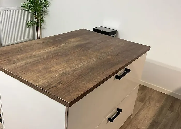 Charming Cocoon In Blanc-mesnil *