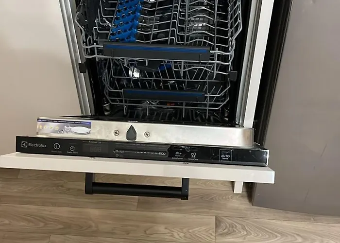 Charming Cocoon In Blanc-mesnil *